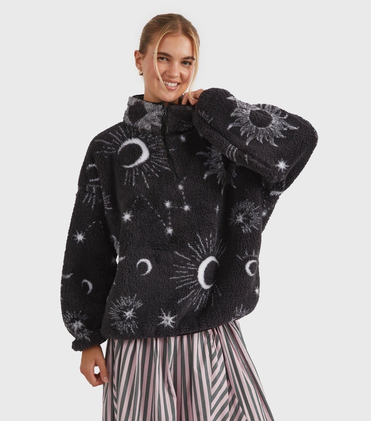 Skinnydip Women's Black Celestial Pattern Fleece Sweatshirt Skinnydip New Look