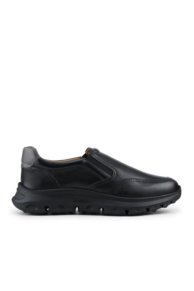 Pavers Pavers Men's Wide Fit Leather Elasticated Slip On Shoes in Black - 2