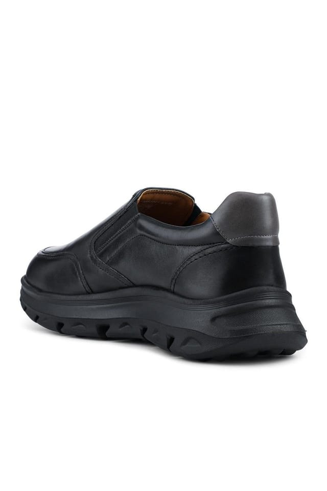 Pavers Pavers Men's Wide Fit Leather Elasticated Slip On Shoes in Black - 3