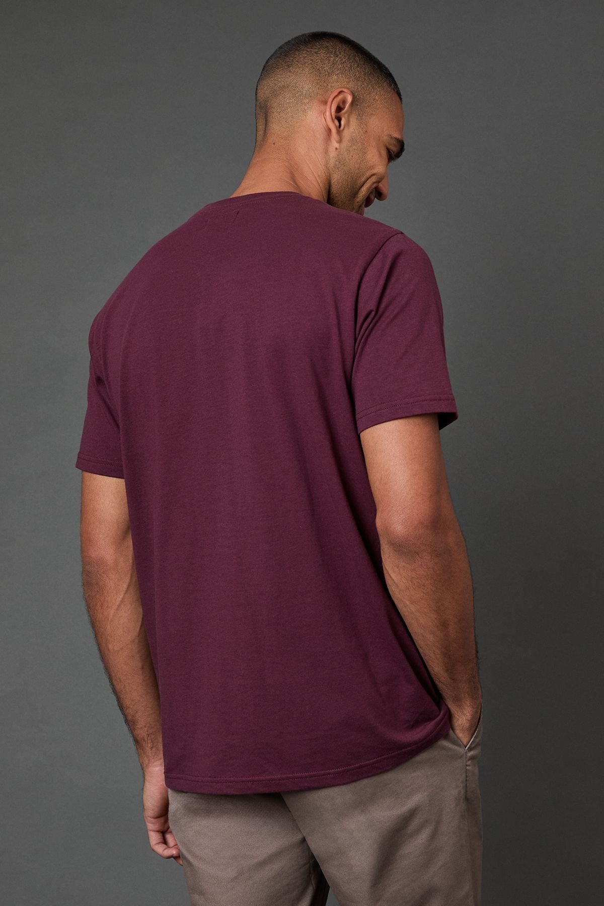Burton Burton Men's Burgundy Plain Crew Neck T-Shirt - 4