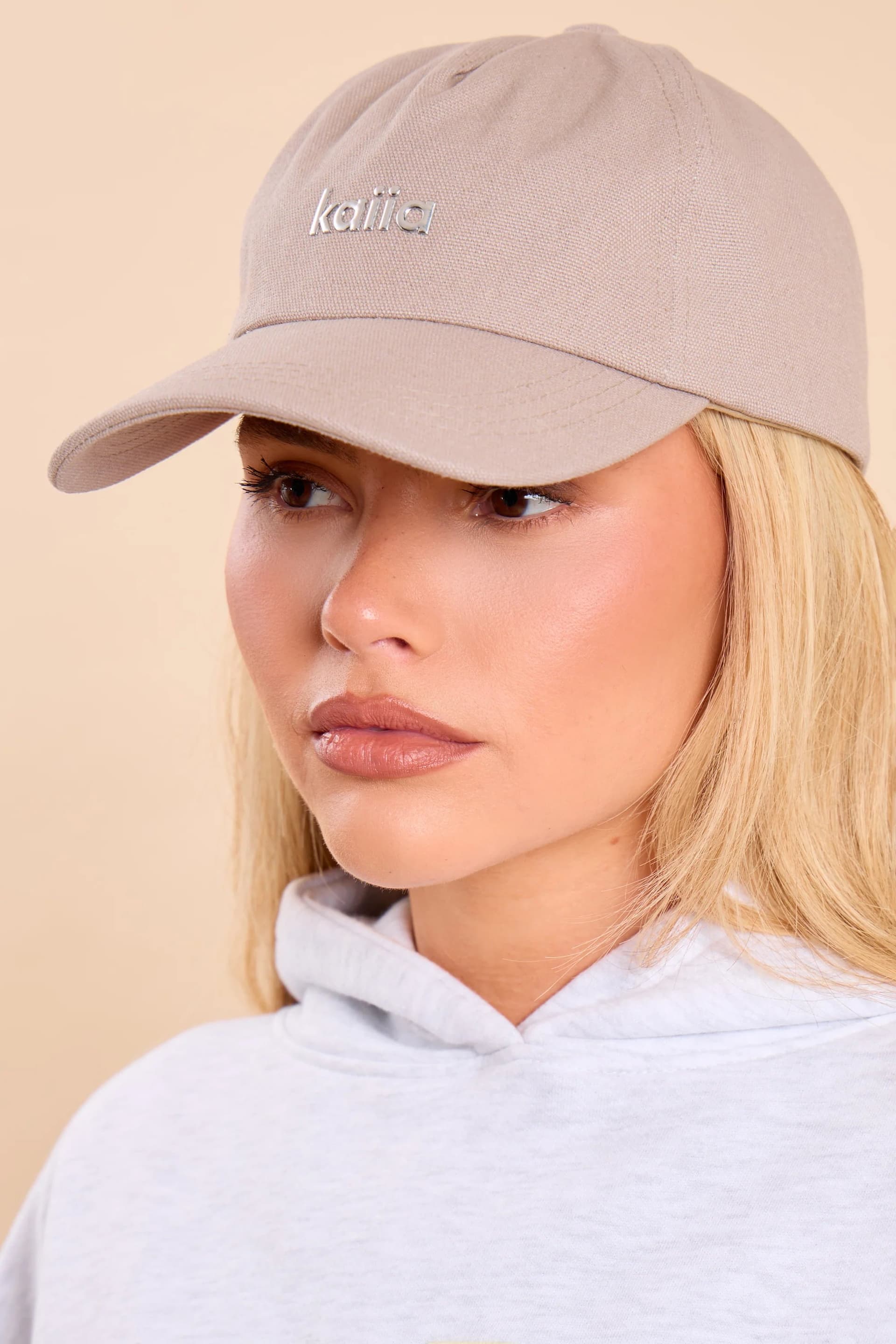 Kaiia Kaiia Chrome Logo Cap Grey Taupe