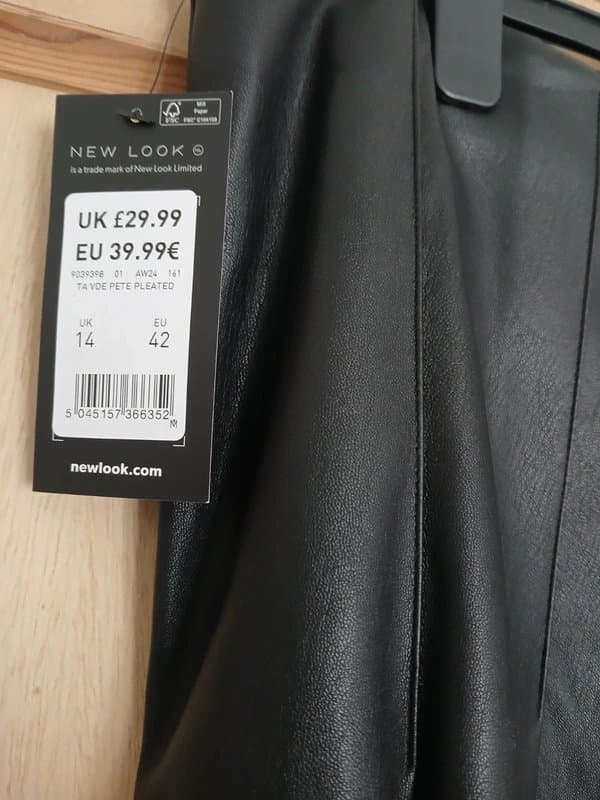 New Look Black leather look skirt size 14