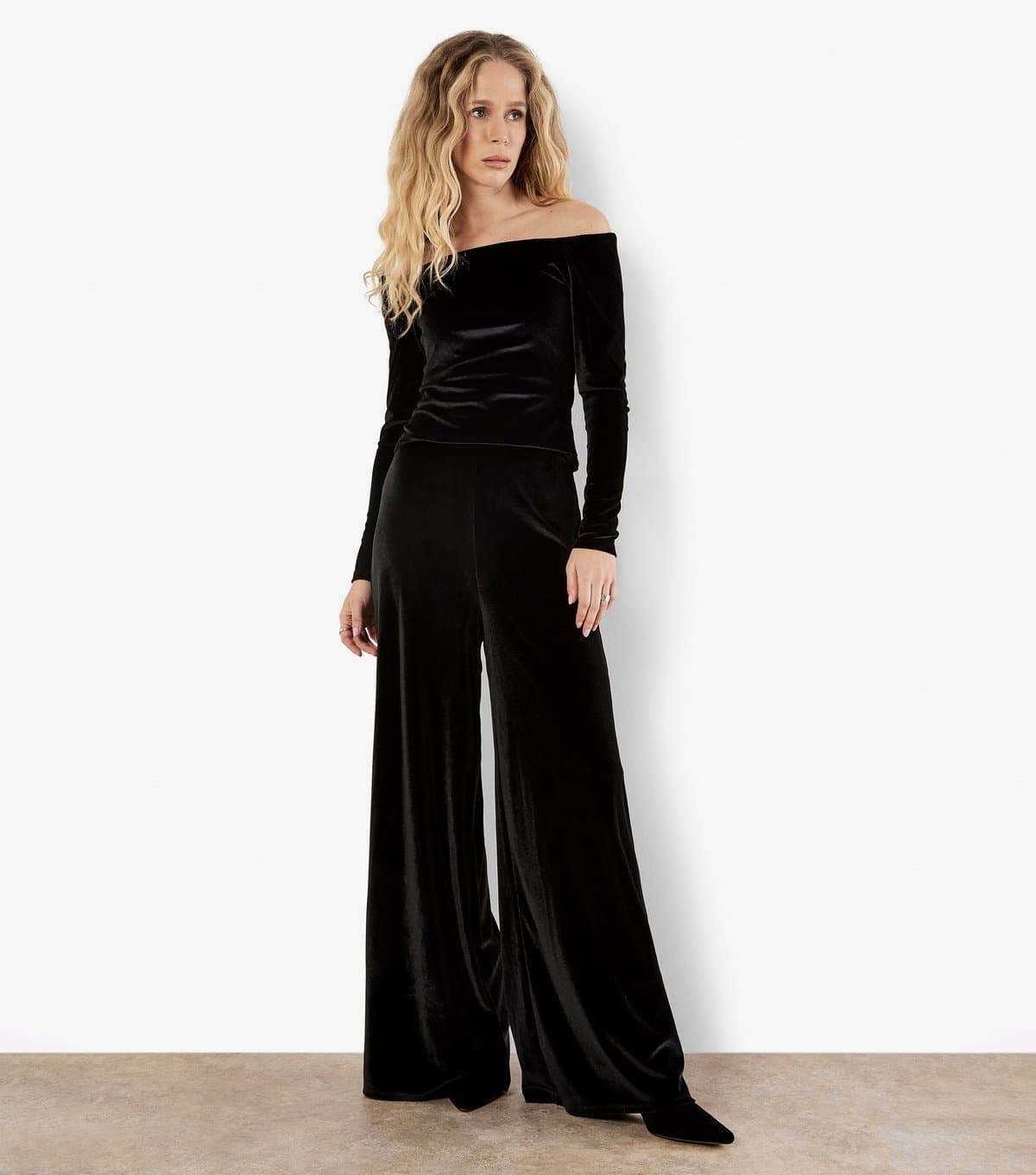 Apricot Apricot Black Velvet Wide Leg Trousers