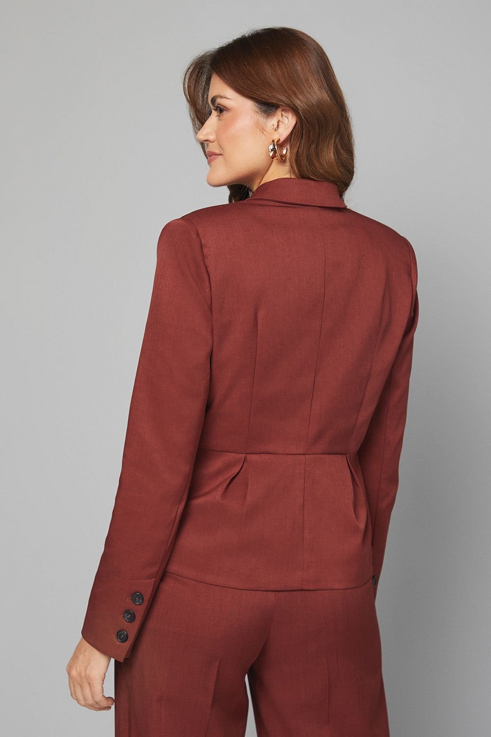 Wallis Wallis Women's Pleat Front Waist Binding Blazer in Rust - 4