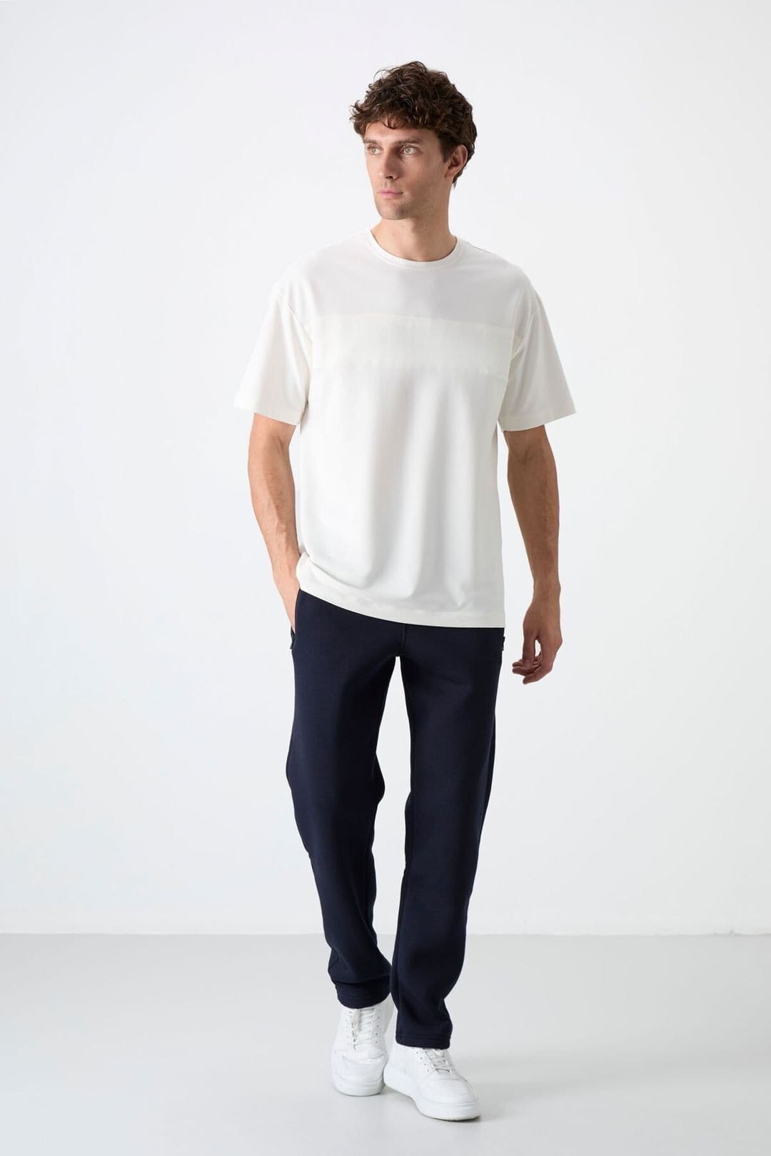 Tommy Life Tommy Life Men's Regular Fit Fleece Sweatpants in Navy - 4