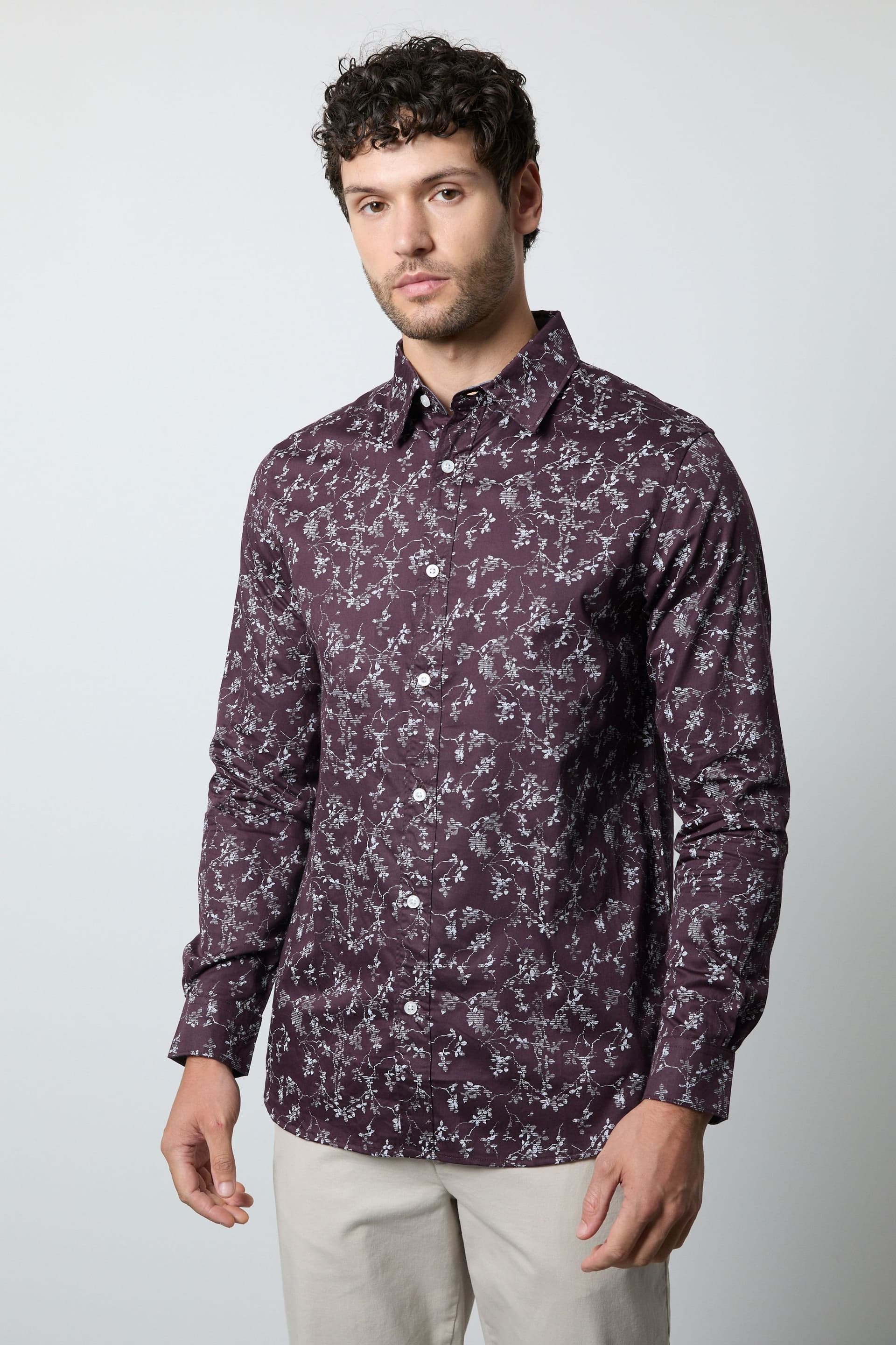 Maine Maine Men's Burgundy Floral Print Long Sleeve Shirt