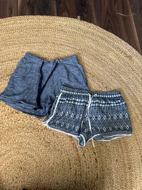 Dorothy Perkins Comfy shorts bundle size 8