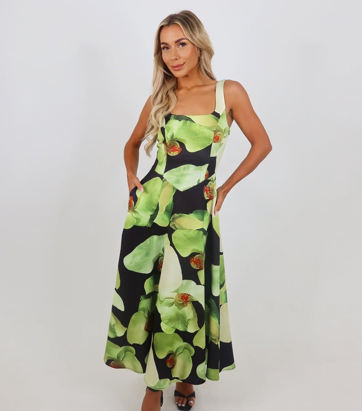 AX Paris Women's Black Floral Square Neck Midi Dress AX Paris New Look