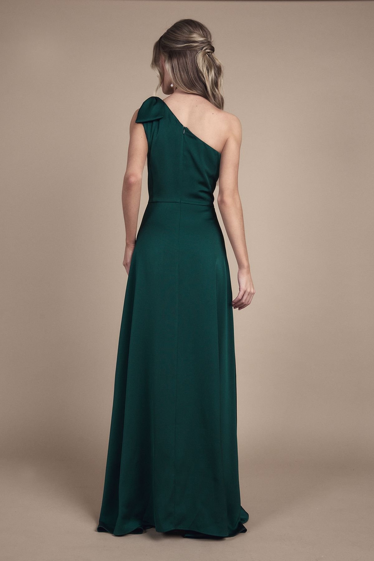 Coast Coast Women's Teen One Shoulder Bow Bridesmaid Dress in Emerald - 3