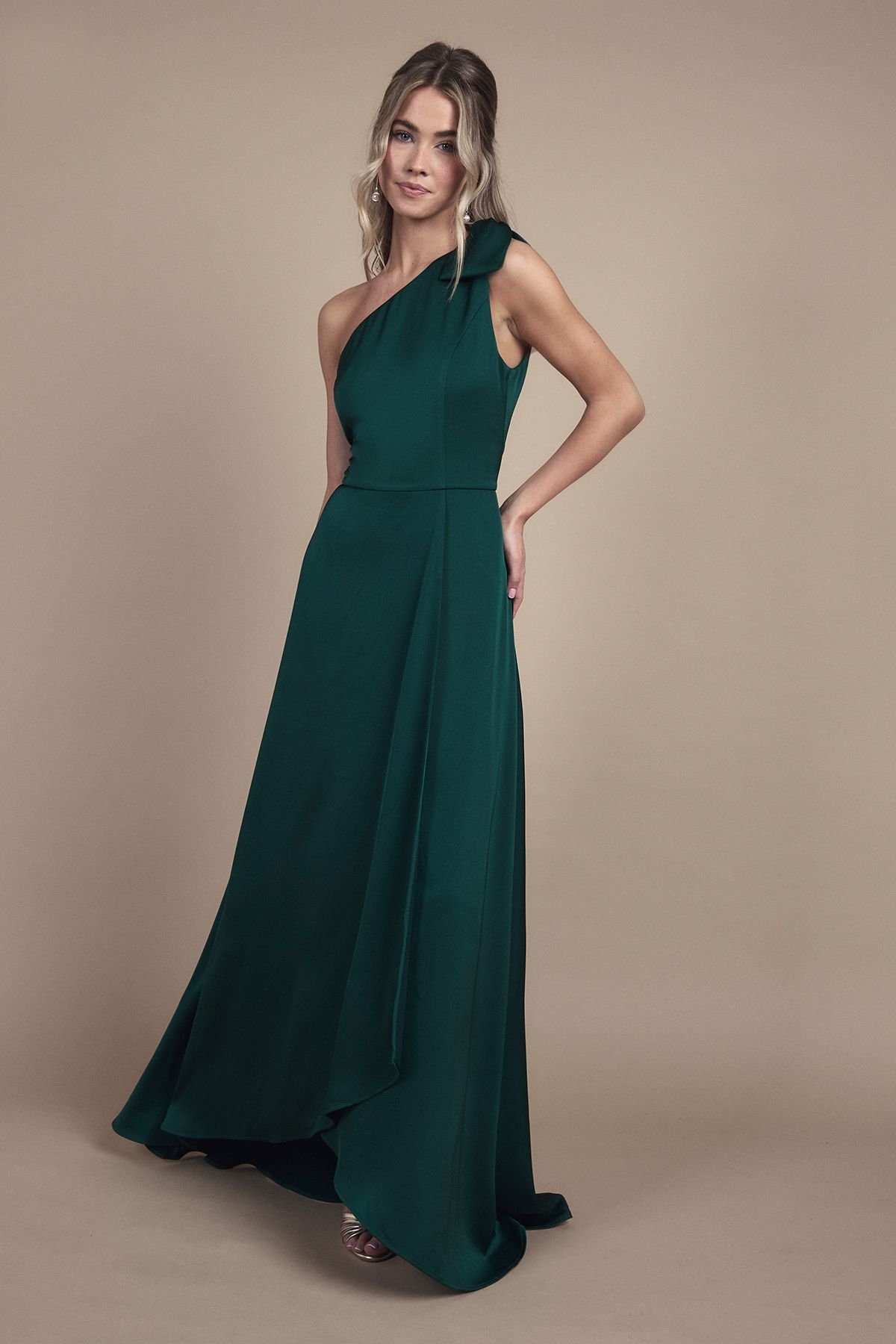 Coast Coast Women's Teen One Shoulder Bow Bridesmaid Dress in Emerald - 4