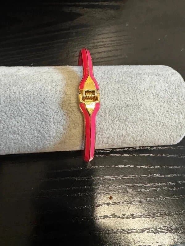 Vintage Dressing Vintage Y2K Pink Pencil Hinged Bangle Bracelet for Women | Retro Minimalist