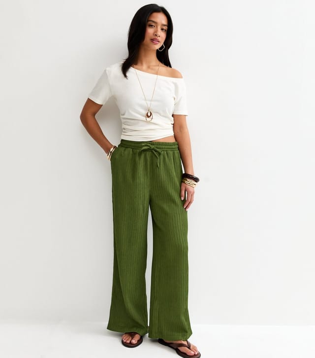 New Look Women's Petite Dark Khaki Textured Jersey Wide Leg Trousers New Look - 3