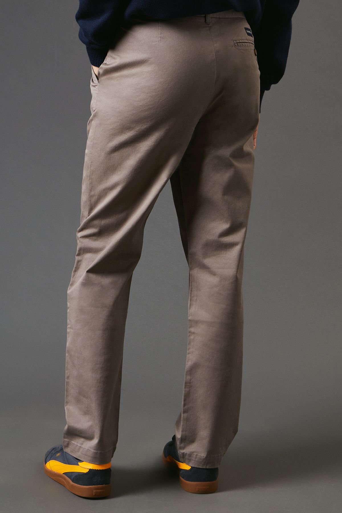 Maine Maine Men's Premium Chino Trousers in Taupe - 3