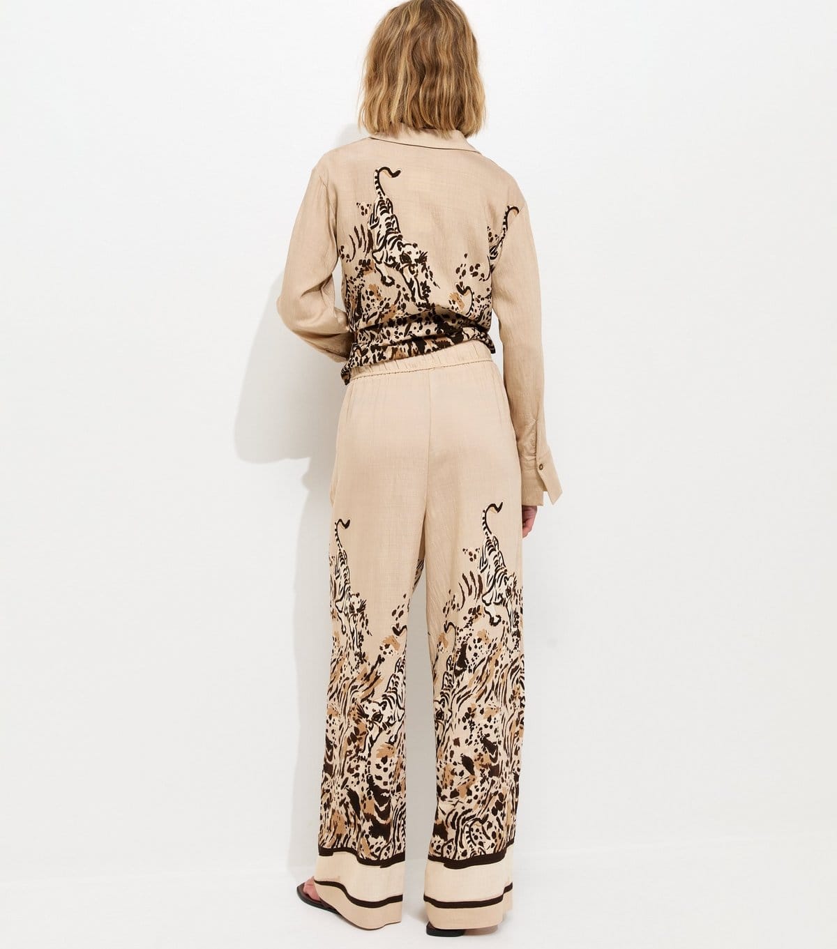 New Look Women's Brown Tiger Print Wide Leg Trousers New Look - 4