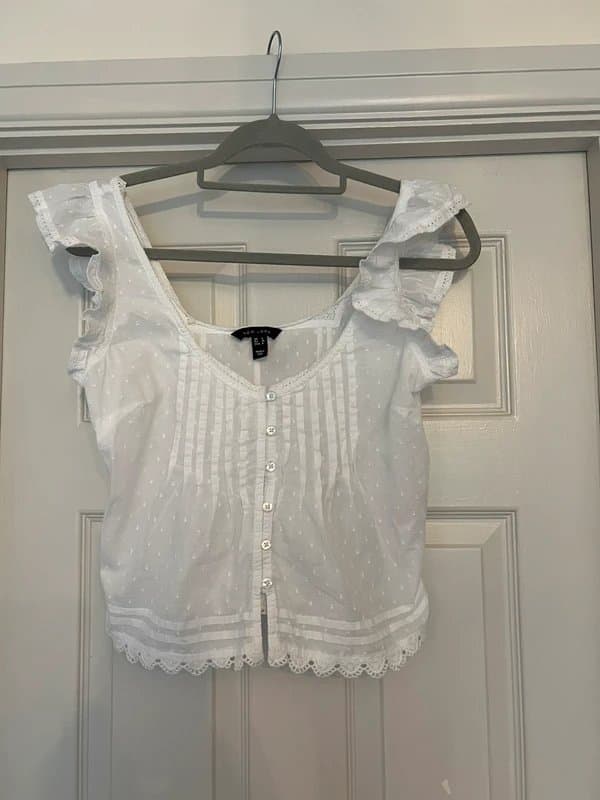 New Look New look pin tuck embroidered blouse top size 8