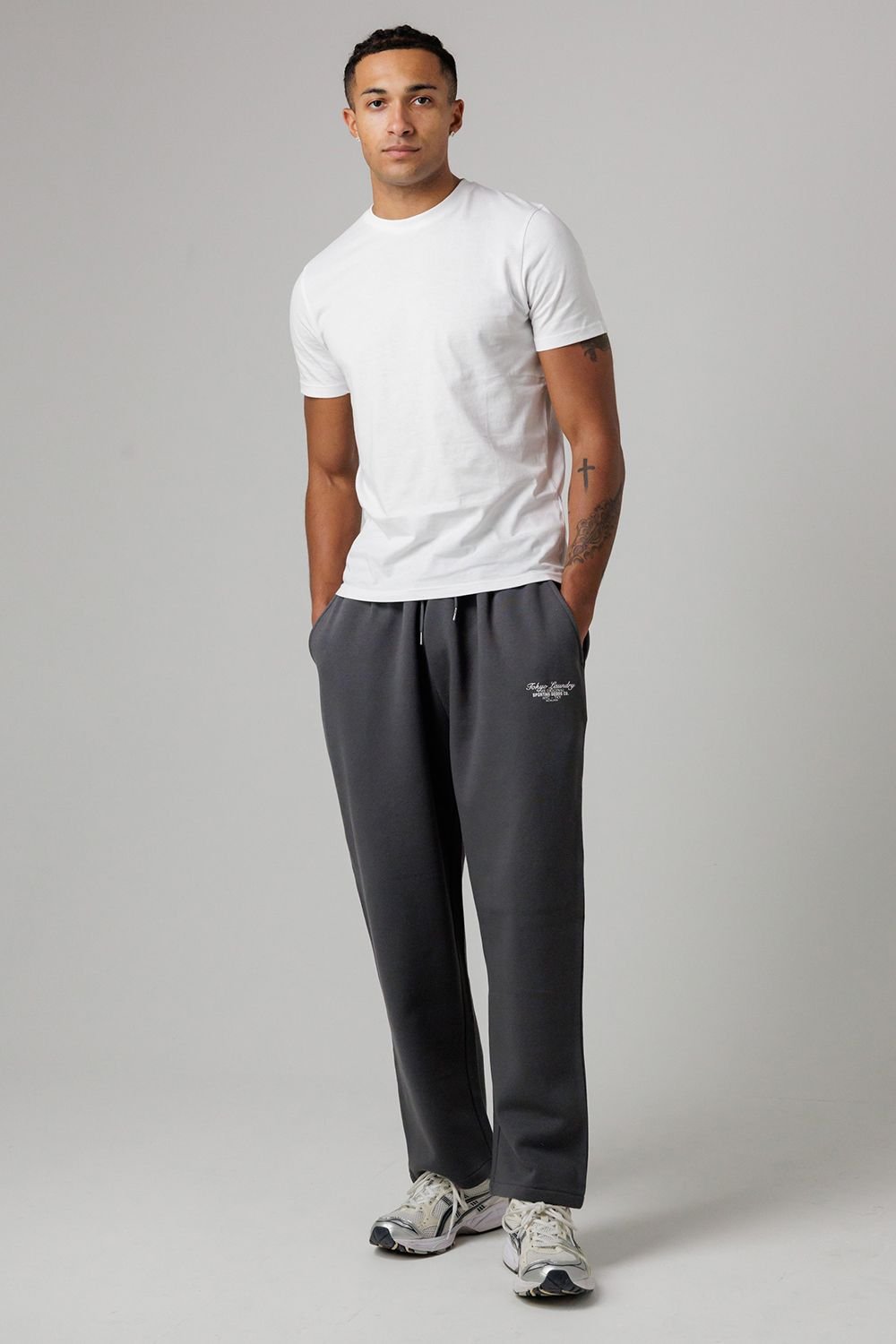 Tokyo Laundry Tokyo Laundry Men's Cotton Blend Relaxed Fit Joggers in Dark Grey - 4