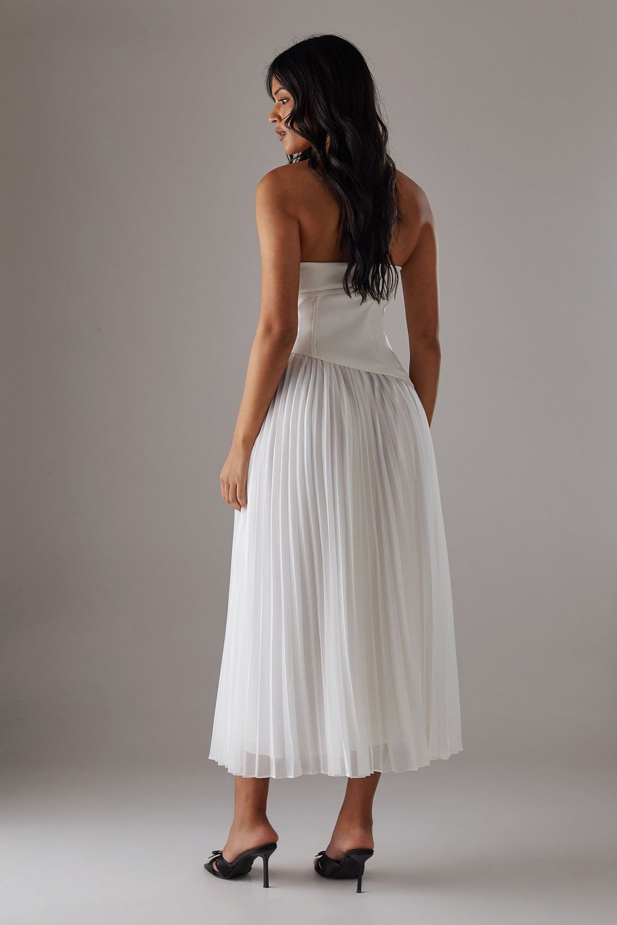 Warehouse Warehouse Women's Bandeau Bodice Pleated Chiffon Midi Dress in Ivory - 4
