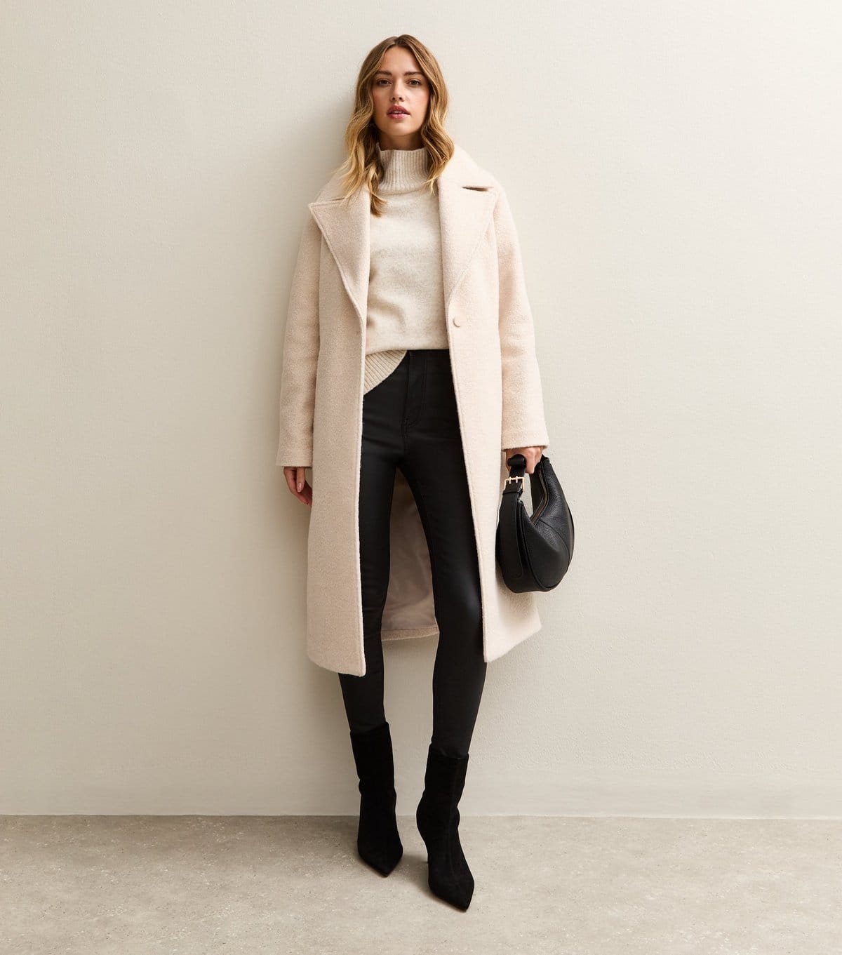 New Look Women's Black Coated Lift & Shape Jenna Jeans New Look - 4