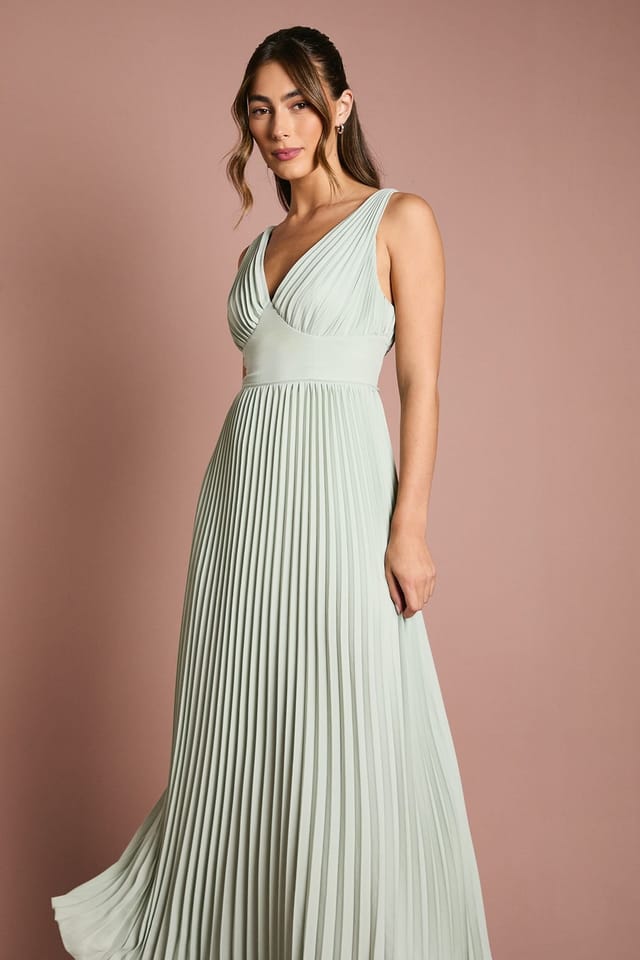 Coast Coast Women's Pleated Plunge Neck Maxi Bridesmaid Dress in Sage - 2