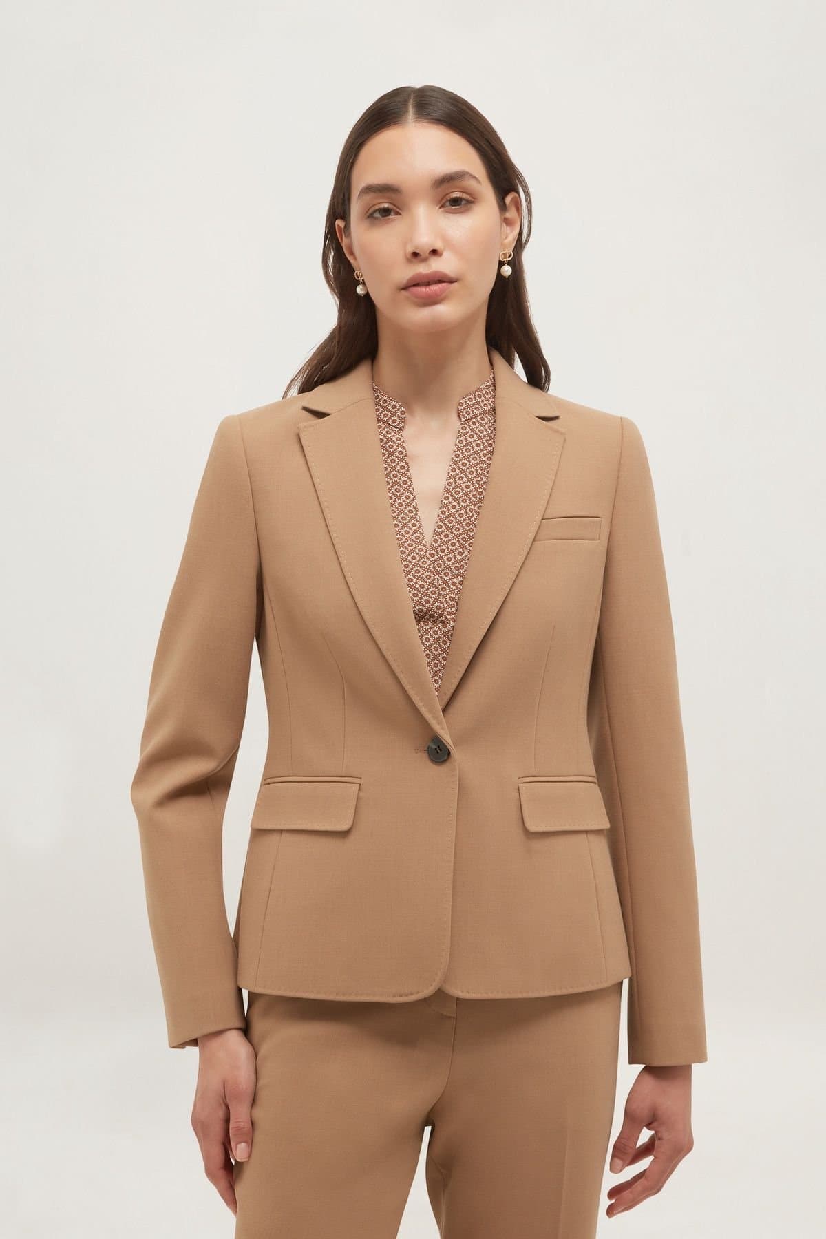 Hobbs London Hobbs London Women's Allegra Tailored Blazer in Camel