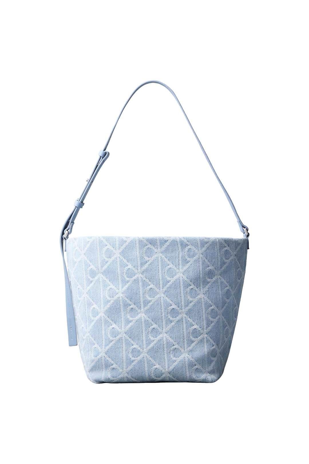 Calvin Klein Calvin Klein Women's Emblem Aop Denim Bucket Light Wash in Blue