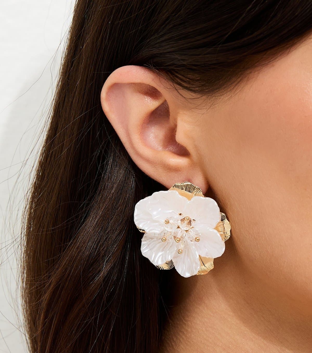 New Look Cream Gold Tone Faux Pearl Flower Stud Earrings New Look