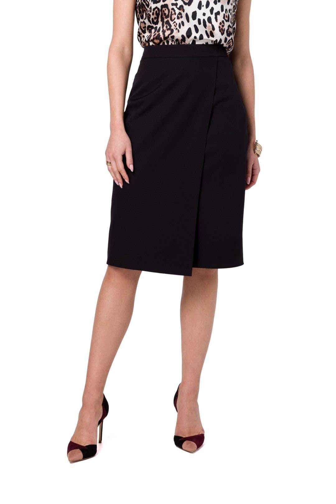 Love Lace Love Lace Women's Classic A Line Double Front Skirt in Black