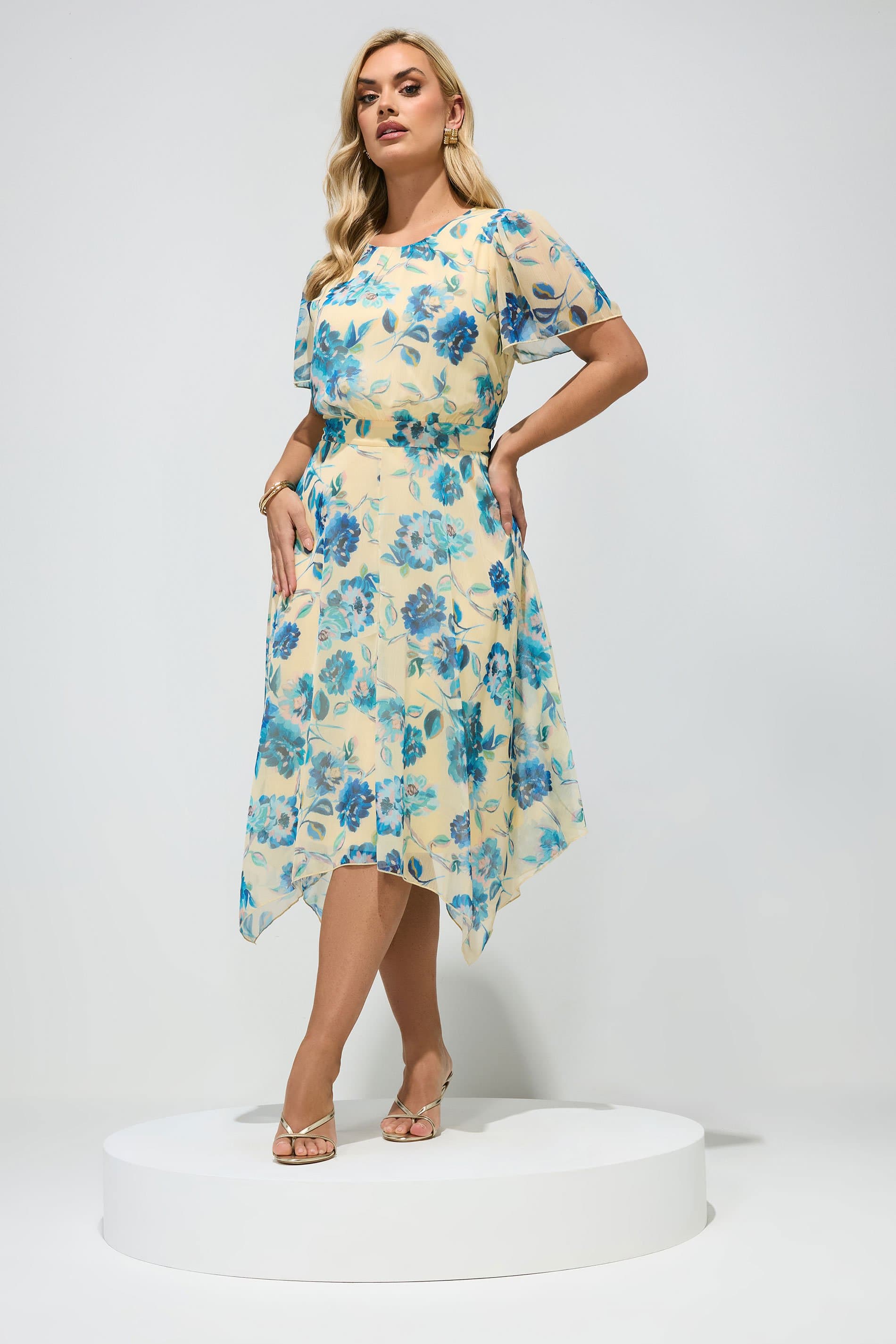 Yours London Plus Size Yellow Floral Ruffle Hem Dress