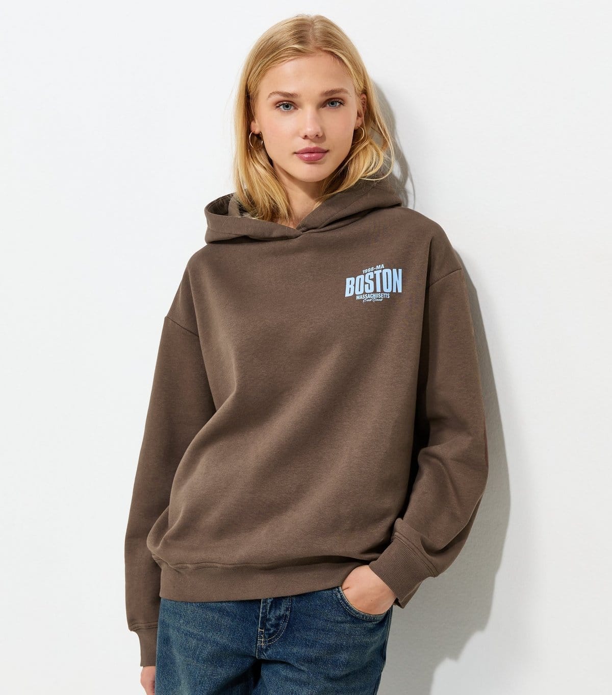 New Look Women's Dark Brown Boston Logo Hoodie New Look - 4