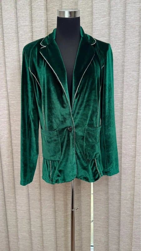 Dusty Daze Dusty Daze green velvet blazer rhinestone trim size M