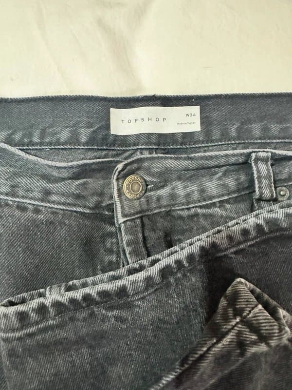 Topshop Topshop black straight leg button fly jeans W34 L30
