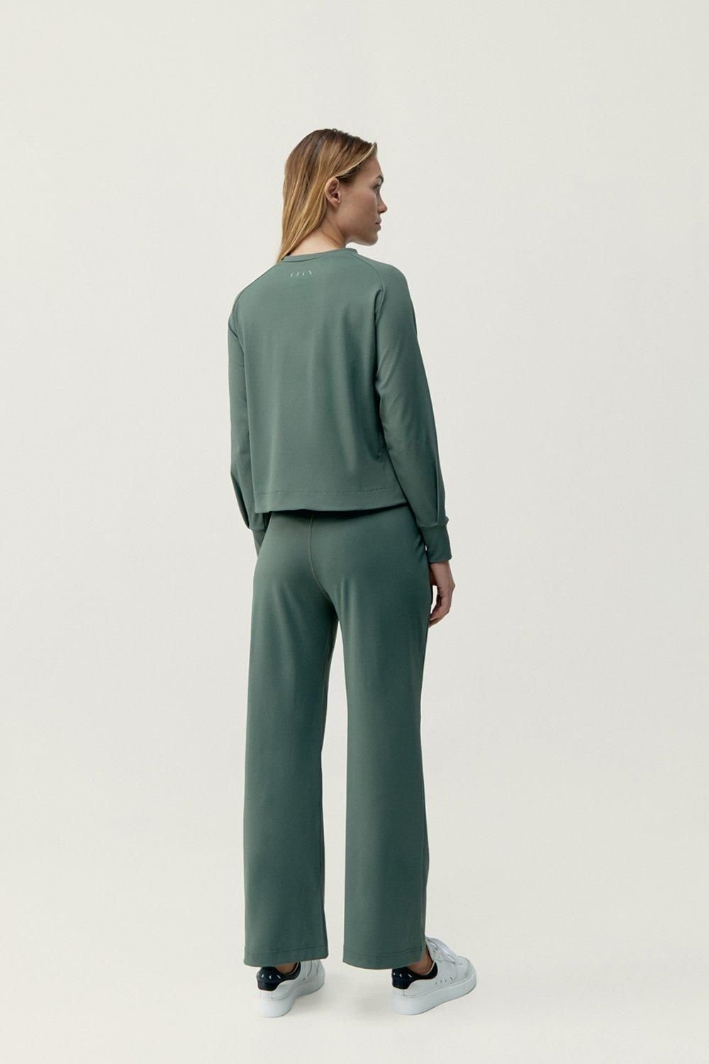 Born Born Women's Saga Sweatshirt Hunter Green in Olive - 4