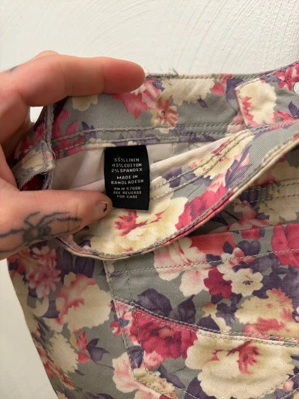 New Look Low rise floral shorts