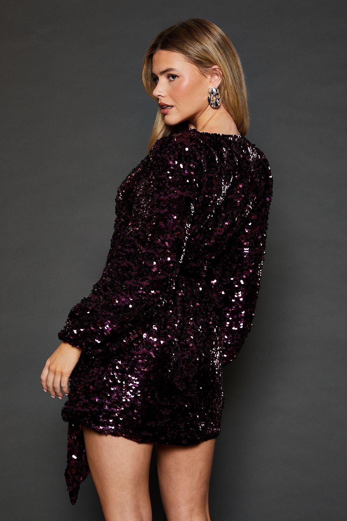 Dorothy Perkins Dorothy Perkins Women's Dp Luxe Petite Sequin Wrap Mini Dress in Berry - 3