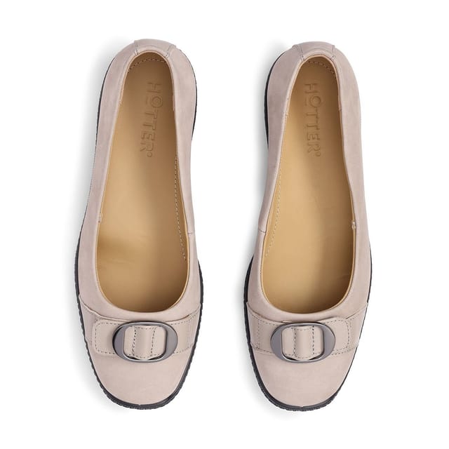 Hotter Hotter Women's 'Grace' Ballet Pumps in Light Stone - 3