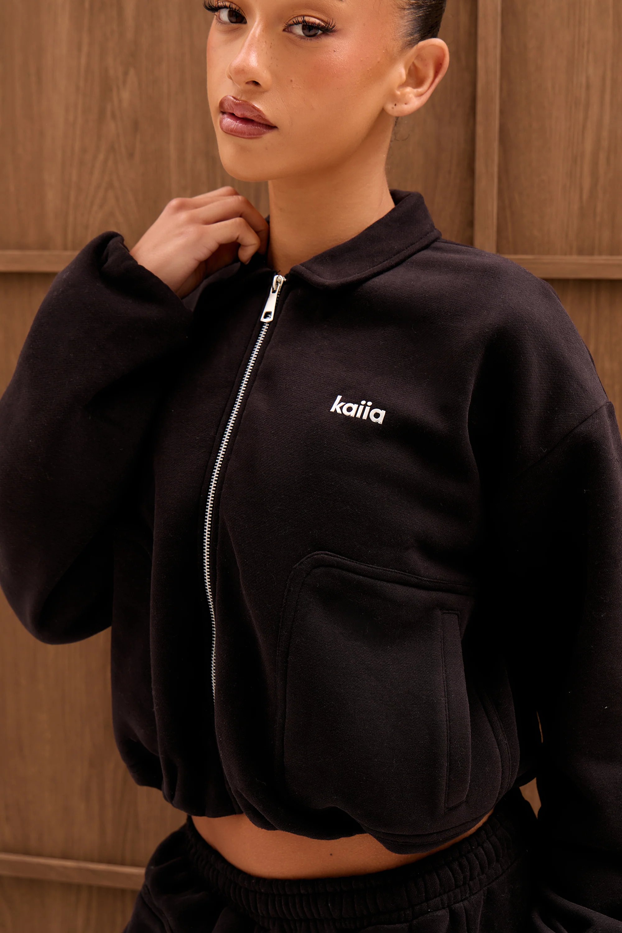 Kaiia Kaiia Chrome Logo Pocket Detail Zip Through Sweatshirt Black - 3
