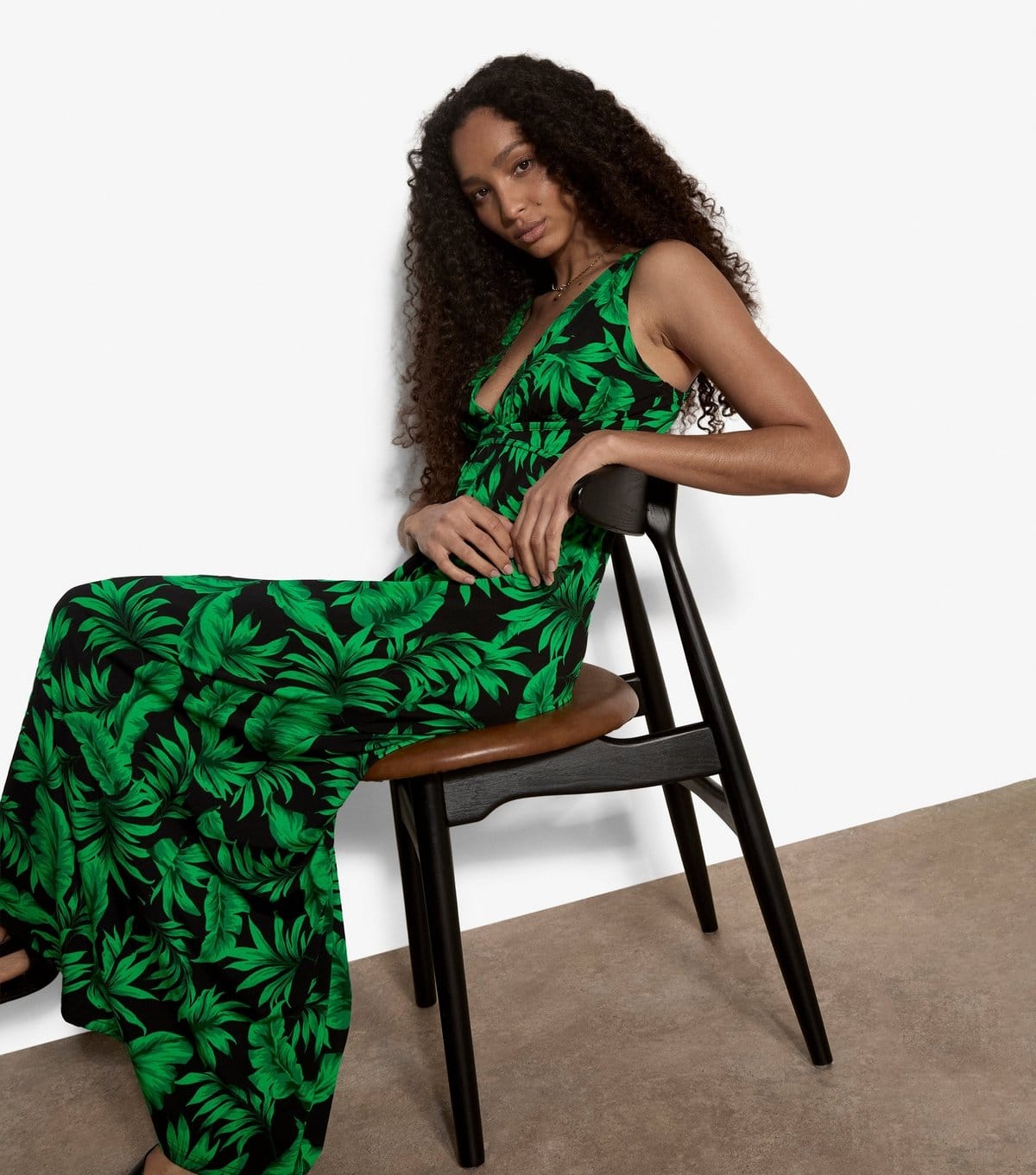 Apricot Women's Black Tropical Pattern Maxi Dress Apricot New Look - 4