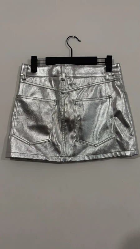 Bershka Mini Skirt (silver zż