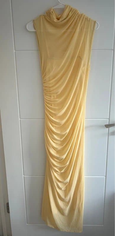 ASOS ASOS Design -  Buttermilk yellow / chiffon ruched maxi dress in UK 12