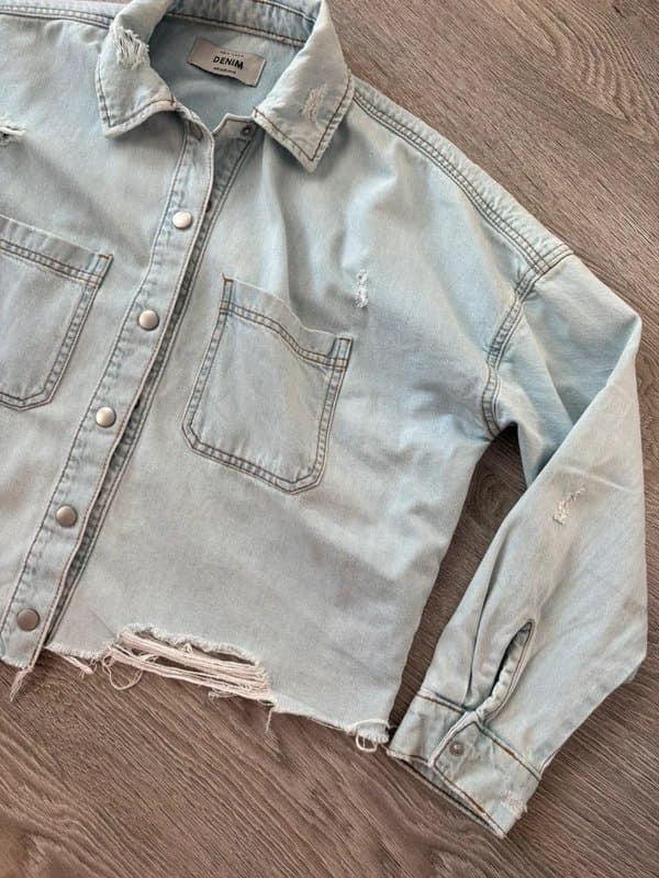 New Look New Look Distressed Denim Shacket Jacket UK 8 Light Wash Cropped Overshirt Y2K Festival Grunge