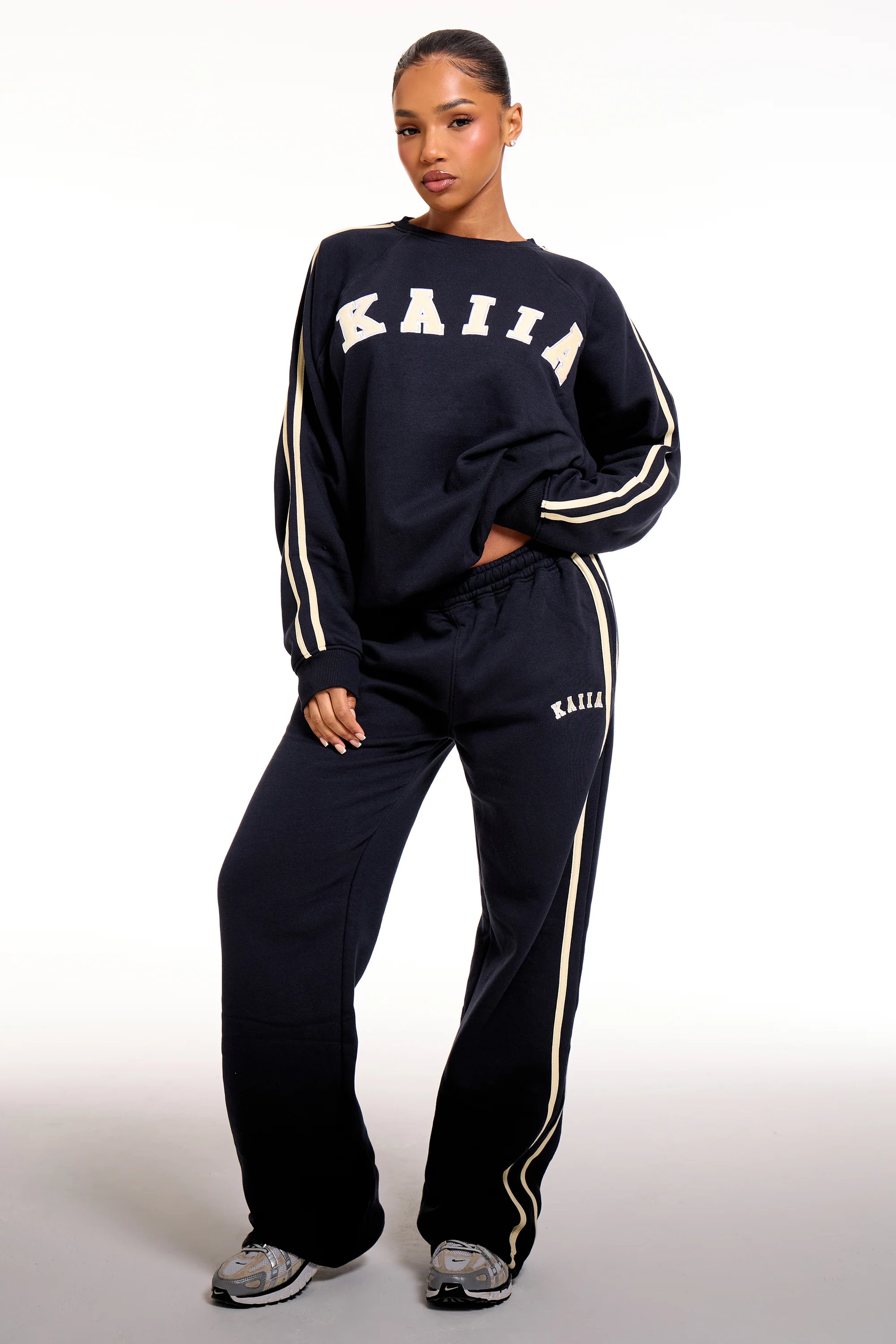 Kaiia Kaiia Slogan Sport Side Stripe Oversized Sweatshirt Ink Blue & Soft Yellow - 3