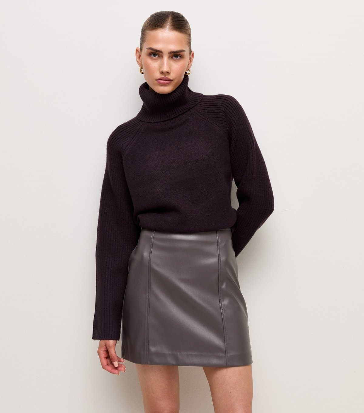 New Look Women's Dark Grey Faux Leather Mini Skirt New Look