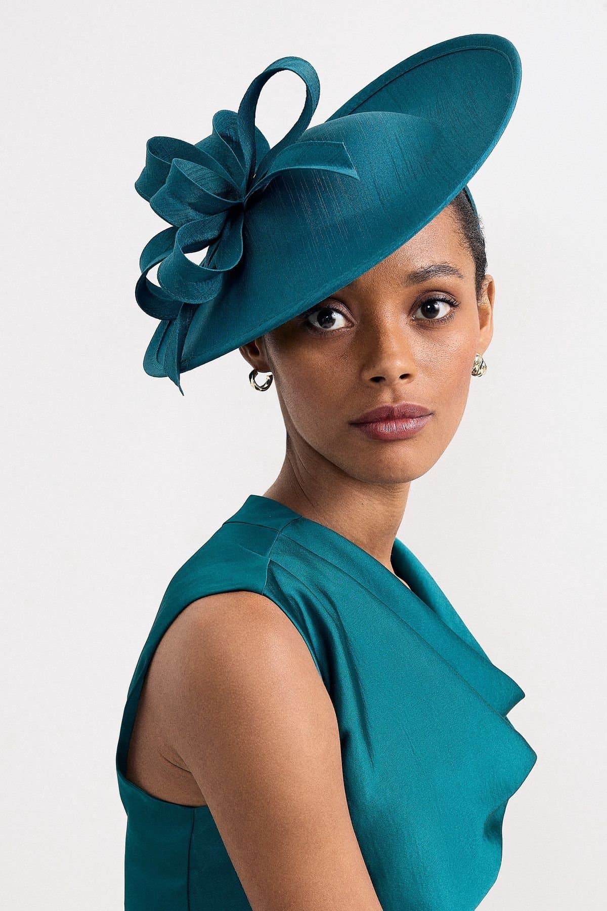 Phase Eight Phase Eight Women's Twist Shantung Disc Fascinator in Teal