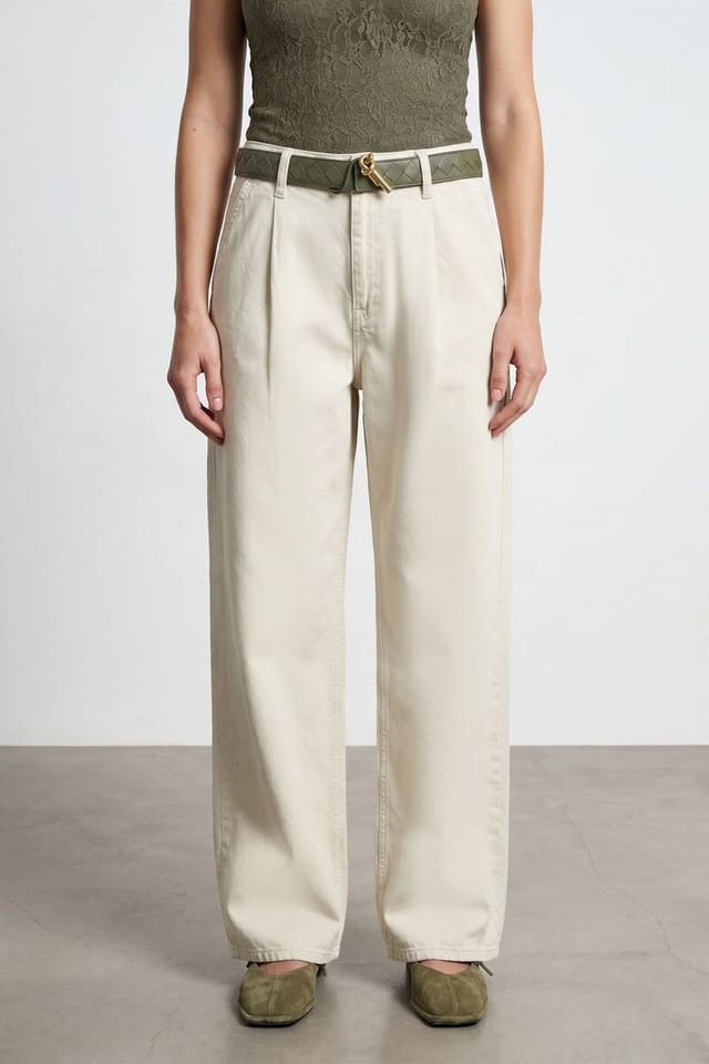 Dilvin Dilvin Women's Mid-Waist Wide-Leg Pleated Trousers in Cream - 3