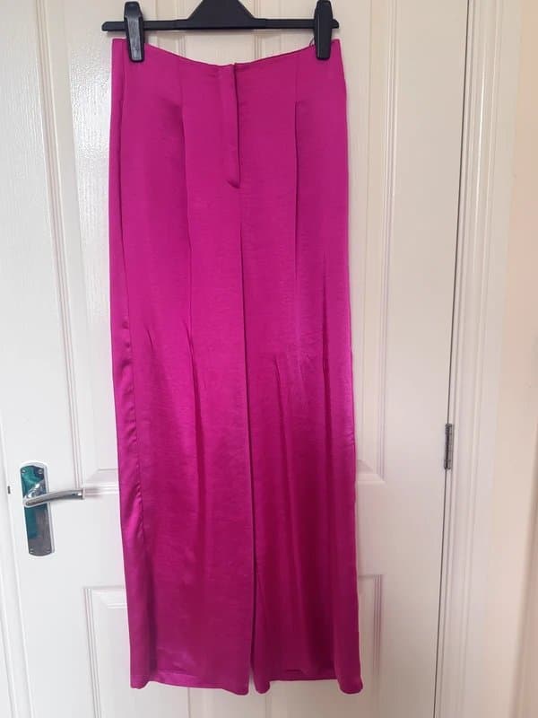 New Look New Look satin high waist, wide leg trousers UK size 8
