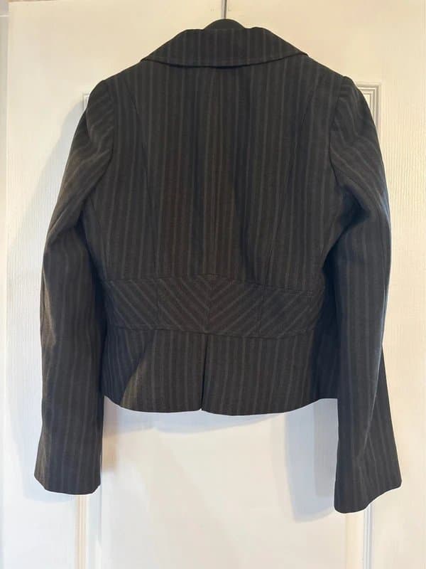New Look Brand new size 14 pinstriped blazer