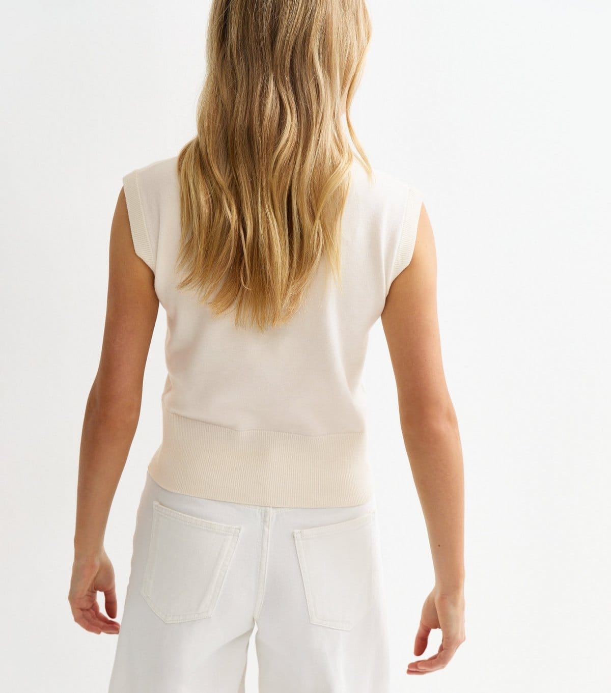 New Look Women's Cream Knit Abstract Button Waistcoat New Look - 4