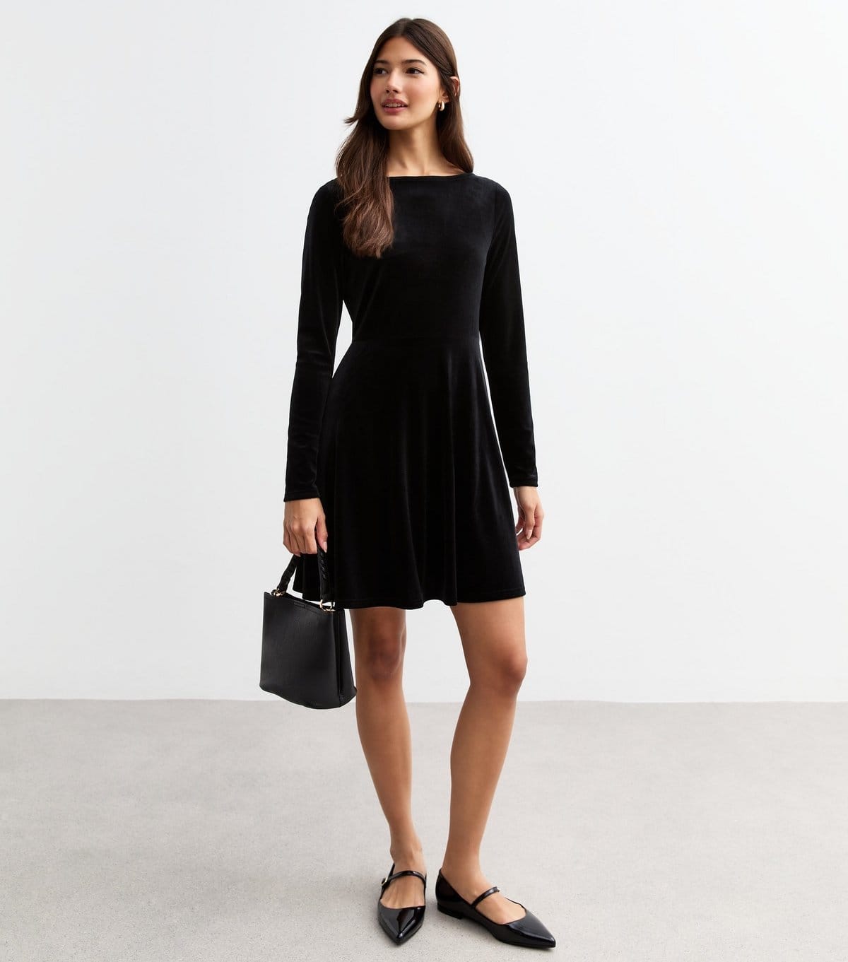 New Look Women's Black Satin Bow Long Sleeve Velvet Mini Dress New Look - 4