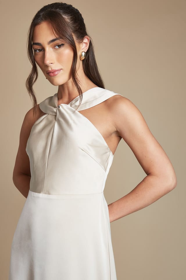 Coast Coast Women's Petite Twisted Halterneck Satin Maxi Bridesmaid Dress in Champagne - 2