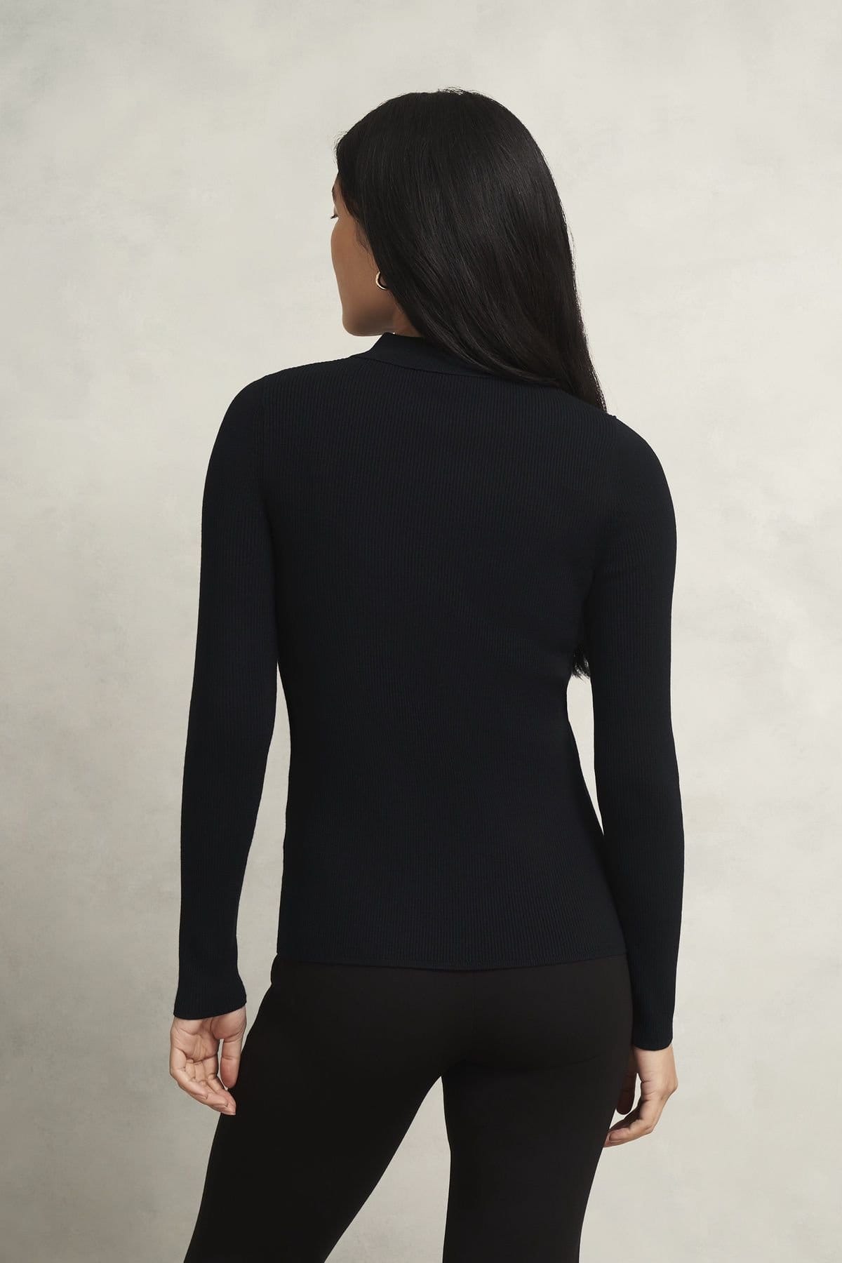 Hobbs London Hobbs London Women's Darcie Knitted Shirt in True Black - 4